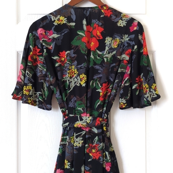 Design Lab Lord & Taylor Floral Flutter Sleeve V-neck A-line Mini Wrap Dress XS - Picture 14 of 14